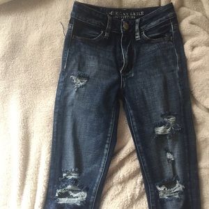 American Eagle size 00 hi rise jegging, distressed